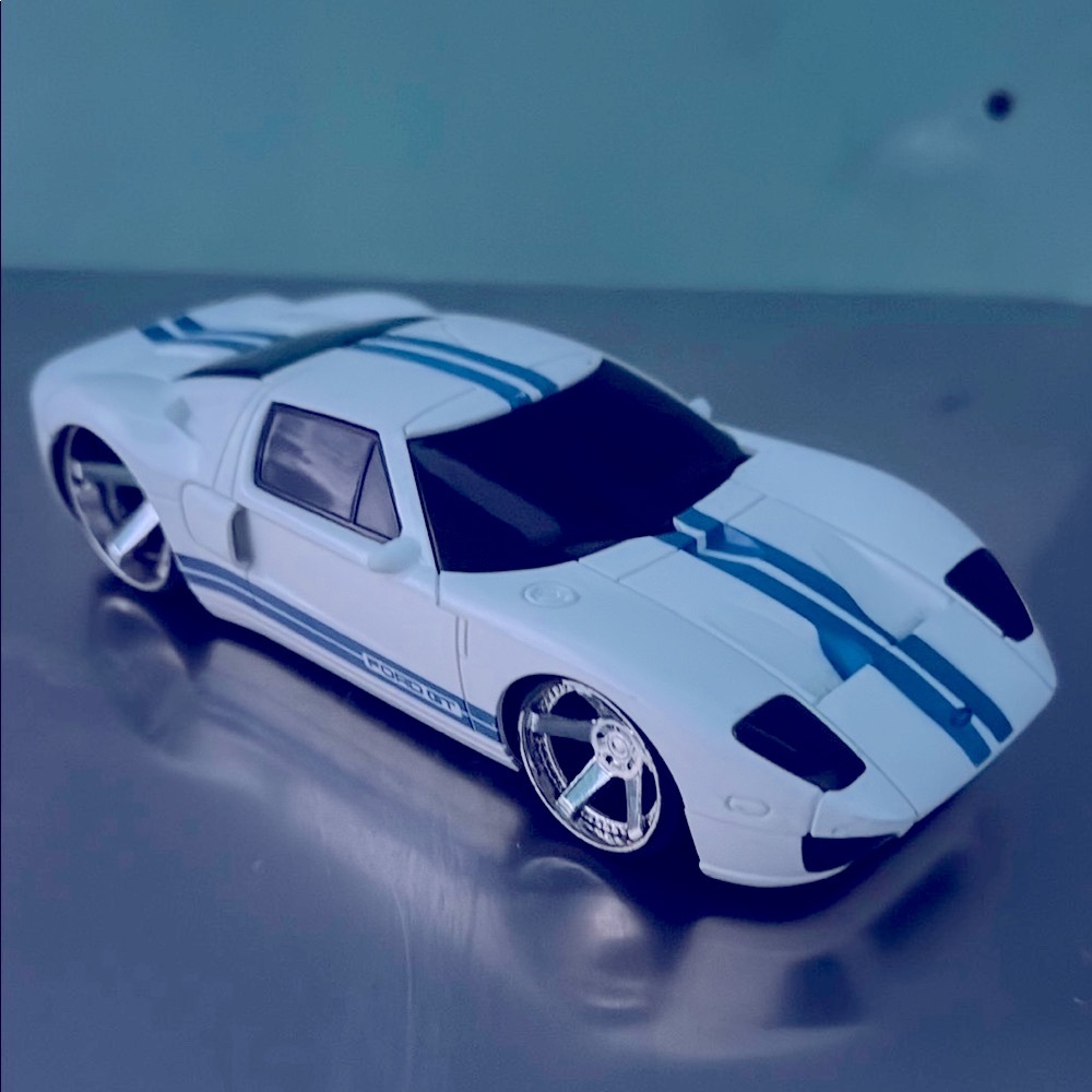 Ford GT car